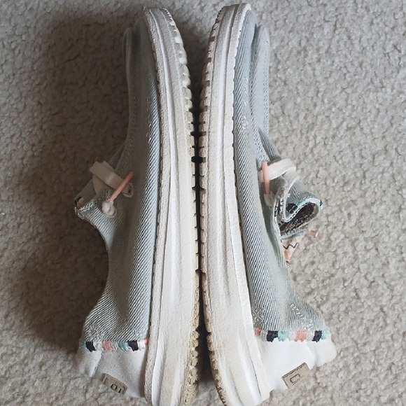 Hey Dude Women's Wendy Boho Light Denim - Size 5 - Picture 6 of 7